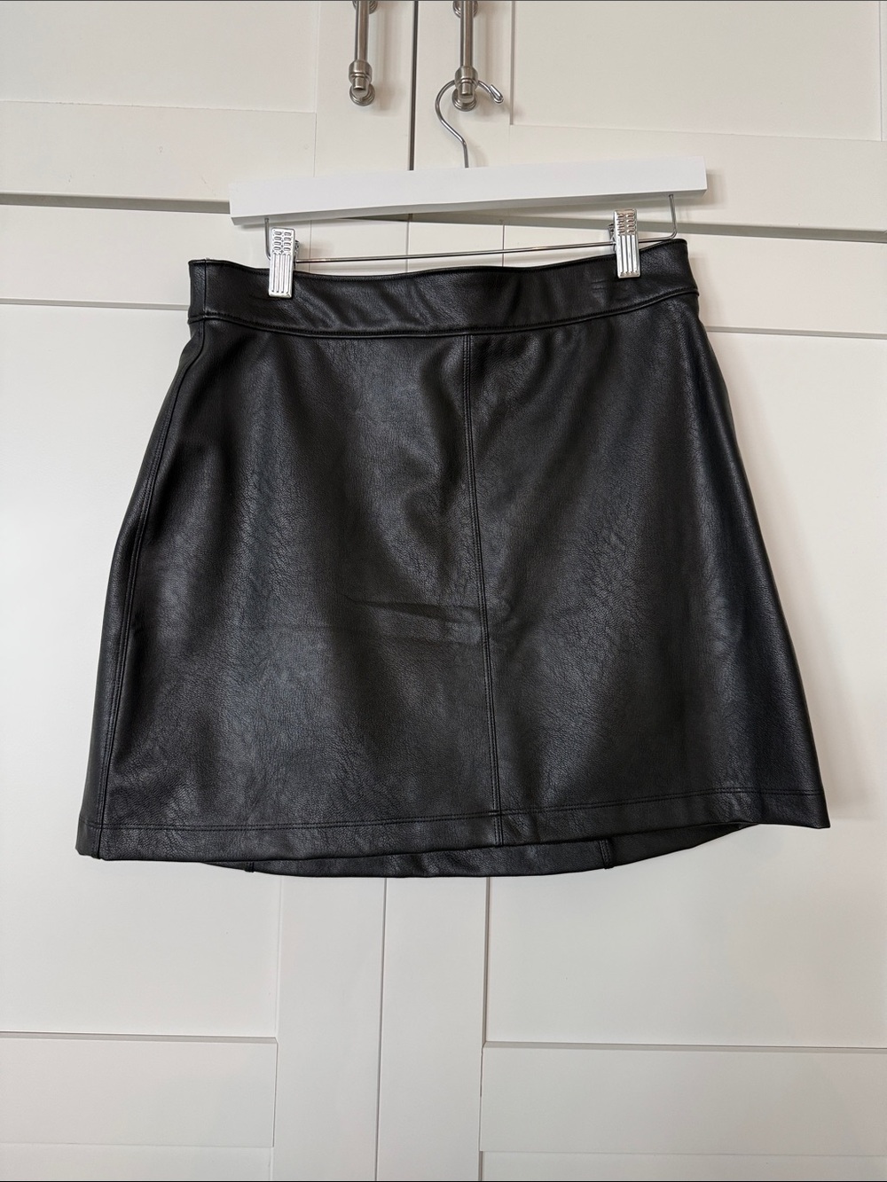SPANX Black Faux Leather Mini Skort